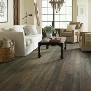 Hardwood in a living room | Jim Stellabuto's Everything Under Foot, Inc